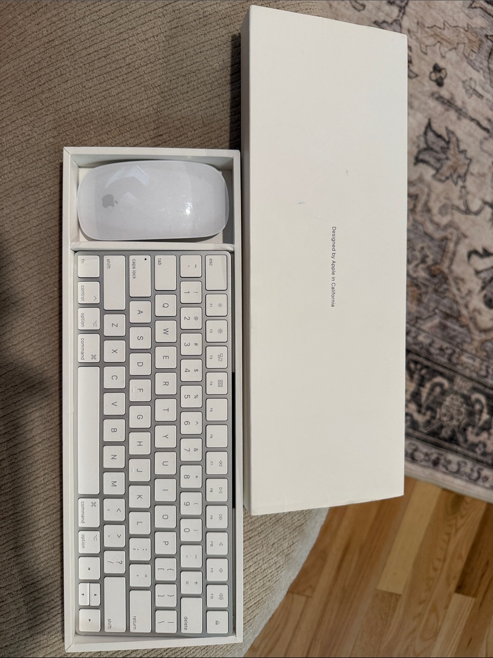 Apple White Magic Keyboard and Magic Mouse Set